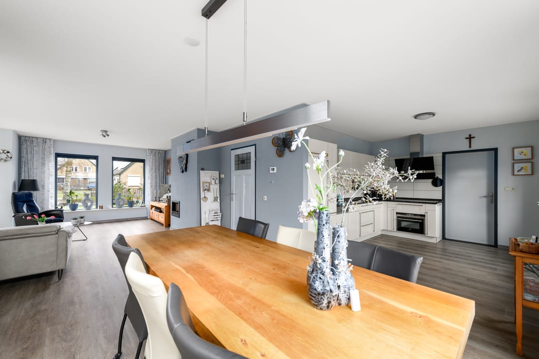 Photo 11 of Oltholtstraat 12