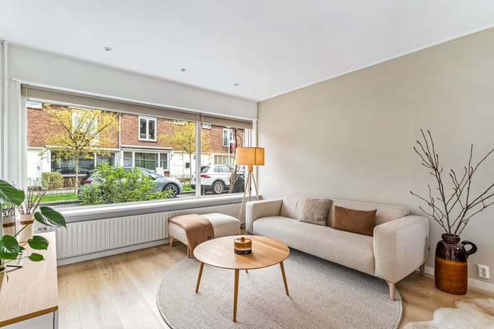Photo 2 of Cabralstraat 5