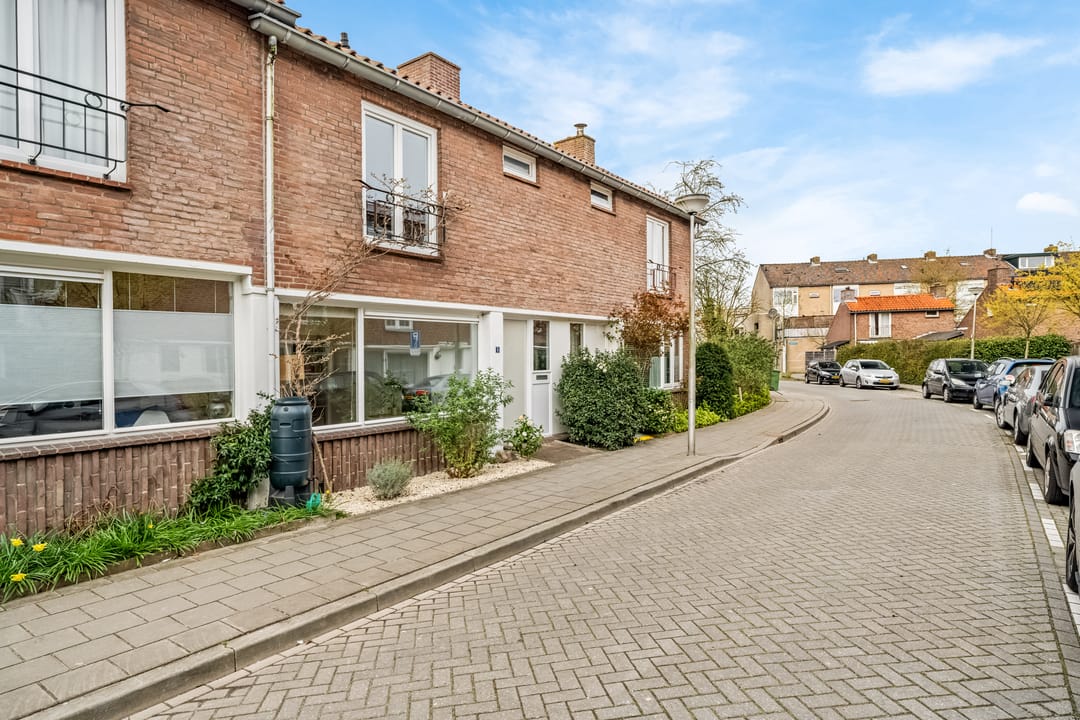Photo 22 of Cabralstraat 5