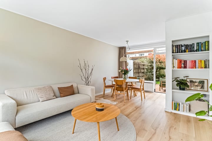 Photo 4 of Cabralstraat 5