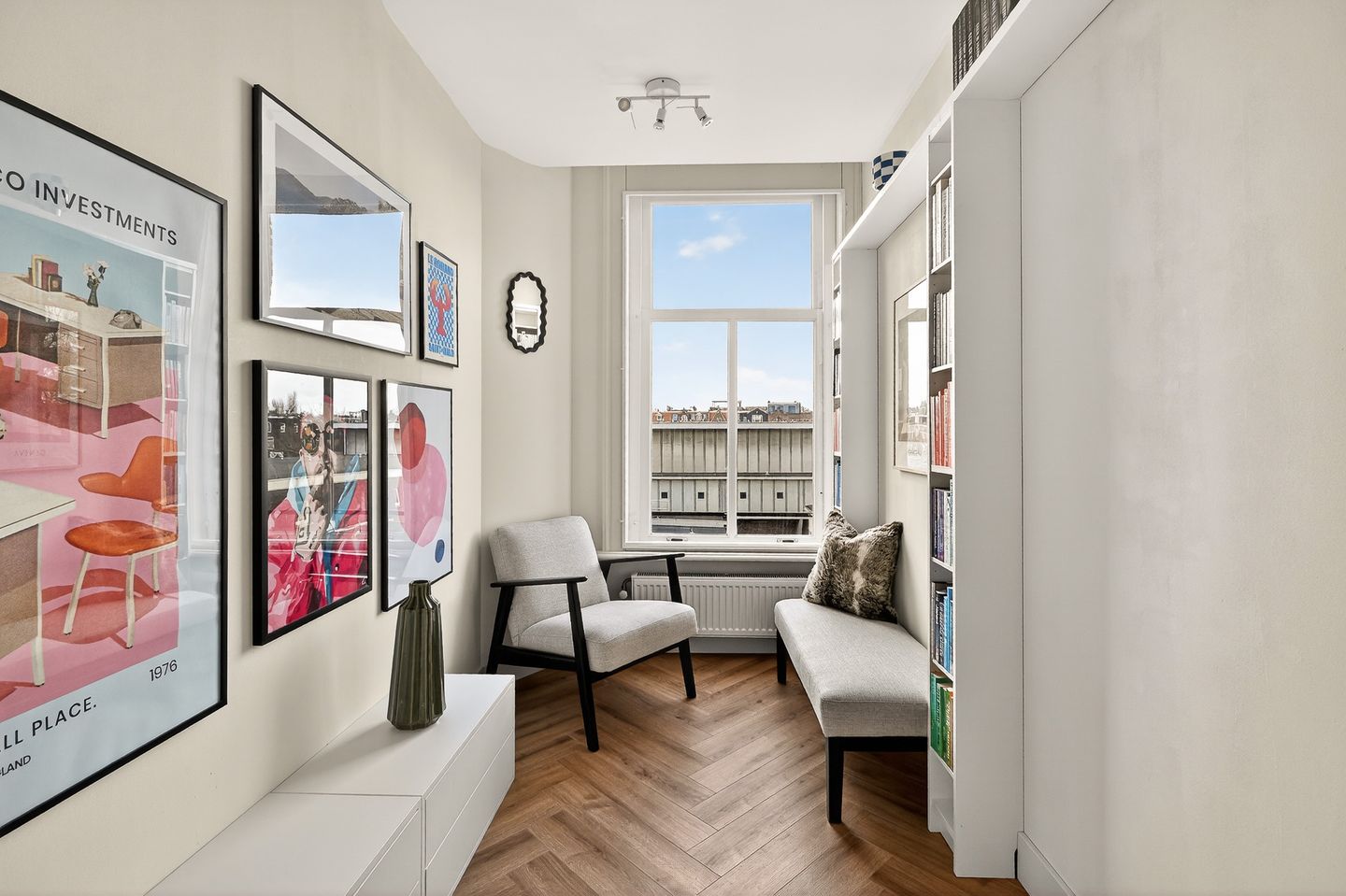 Bright Apartment with Open Water Views in Amsterdam Centre — 20