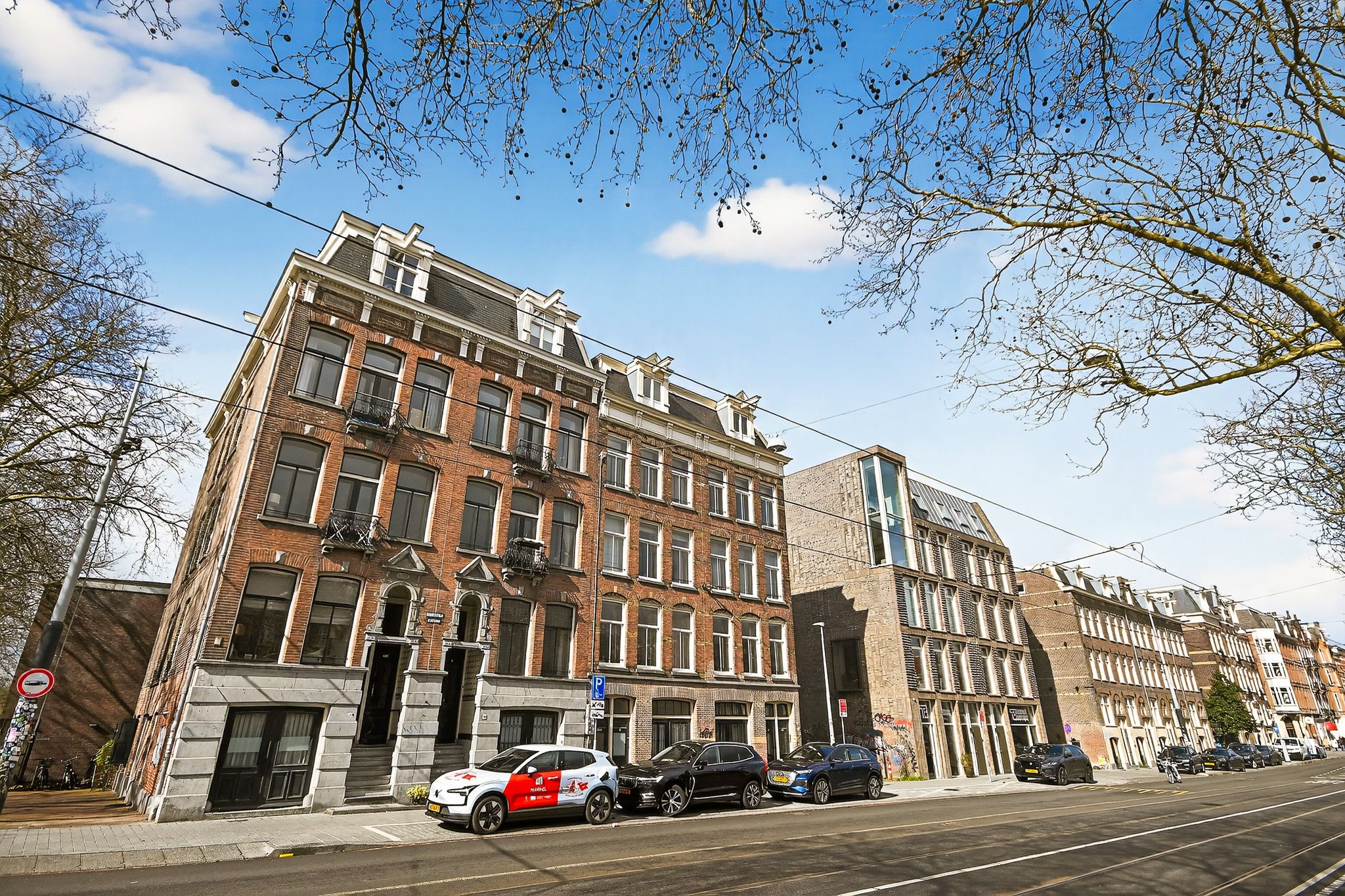 Bright Apartment with Open Water Views in Amsterdam Centre — 27