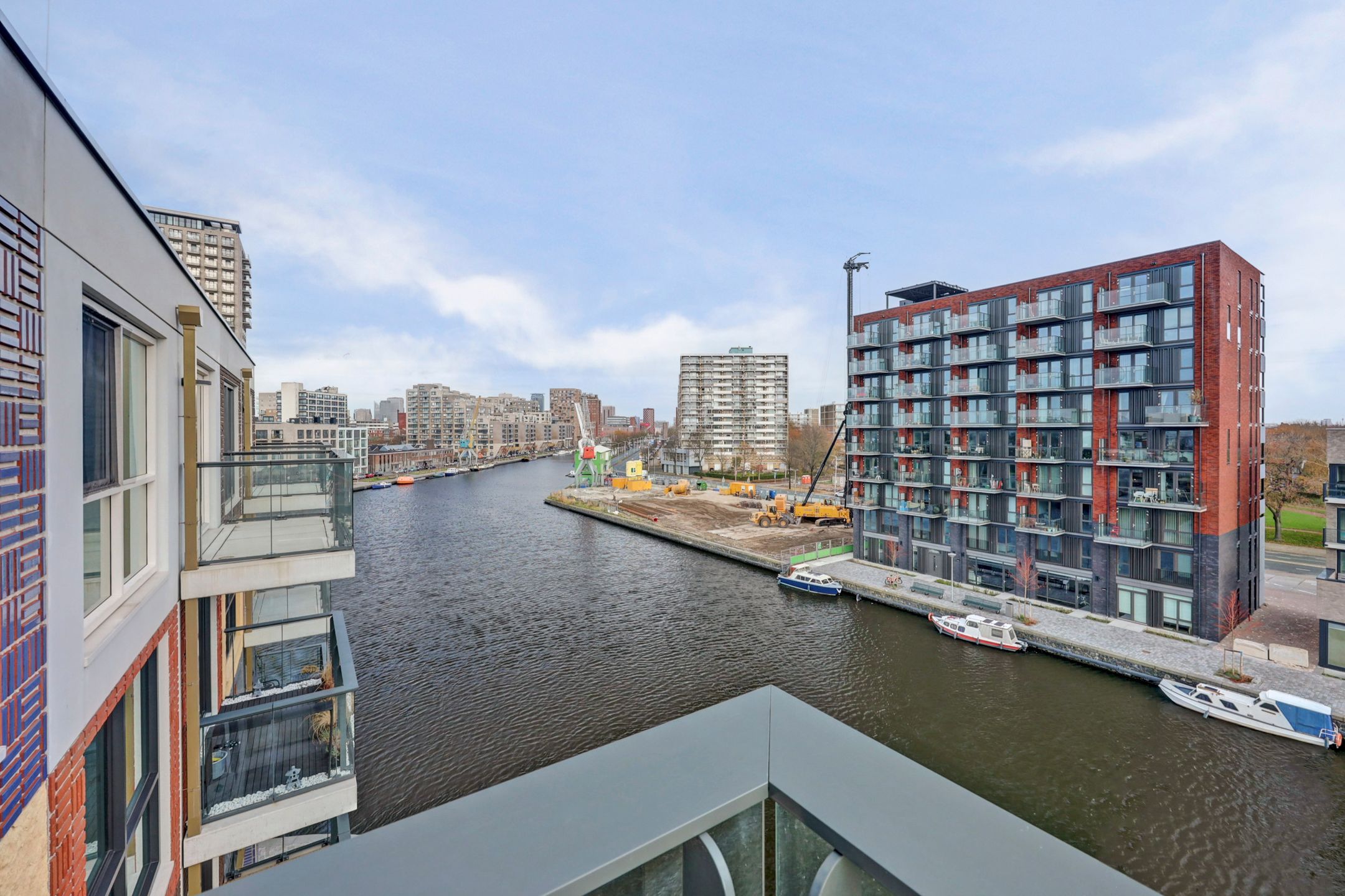 Photo 30 of Waldorpstraat 1622