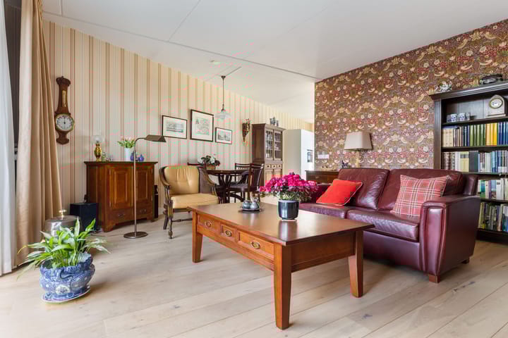 Foto 4 van Vuurvlinder 134