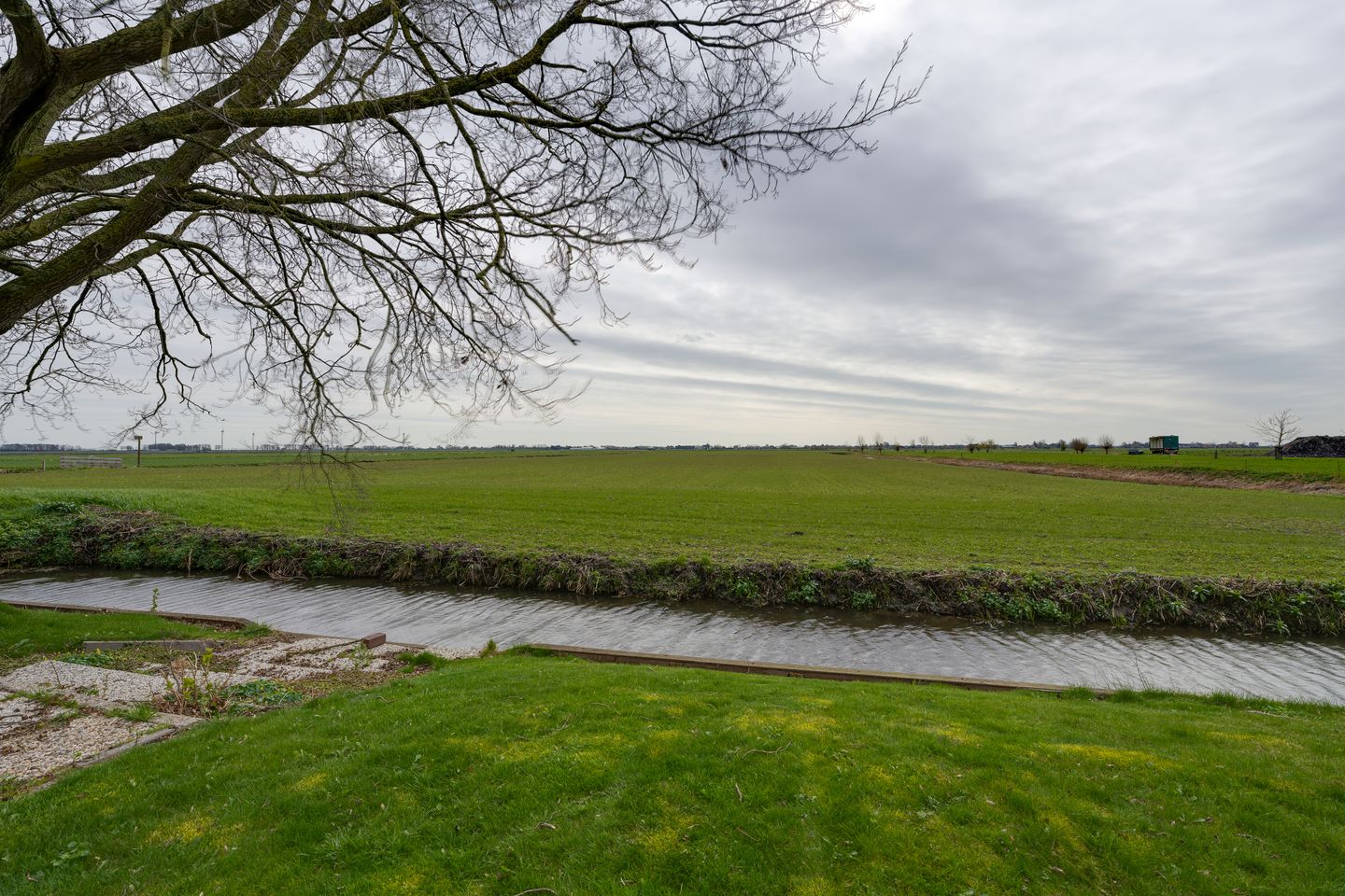 Photo 4 of Grosthuizen 83-A