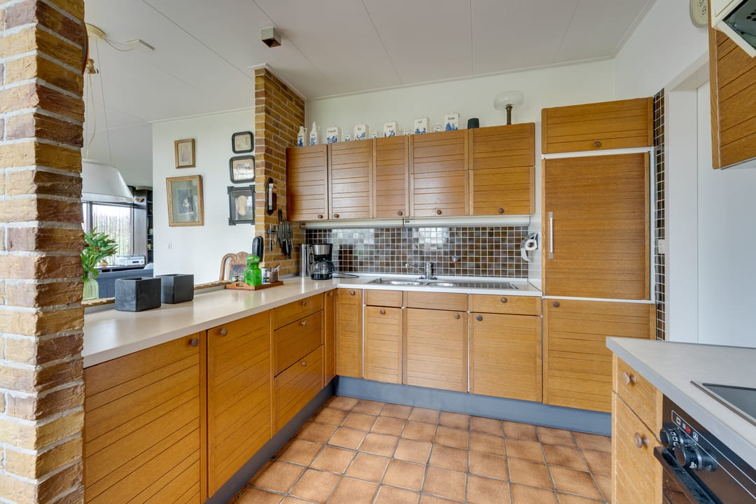 Photo 22 of Grosthuizen 83-A