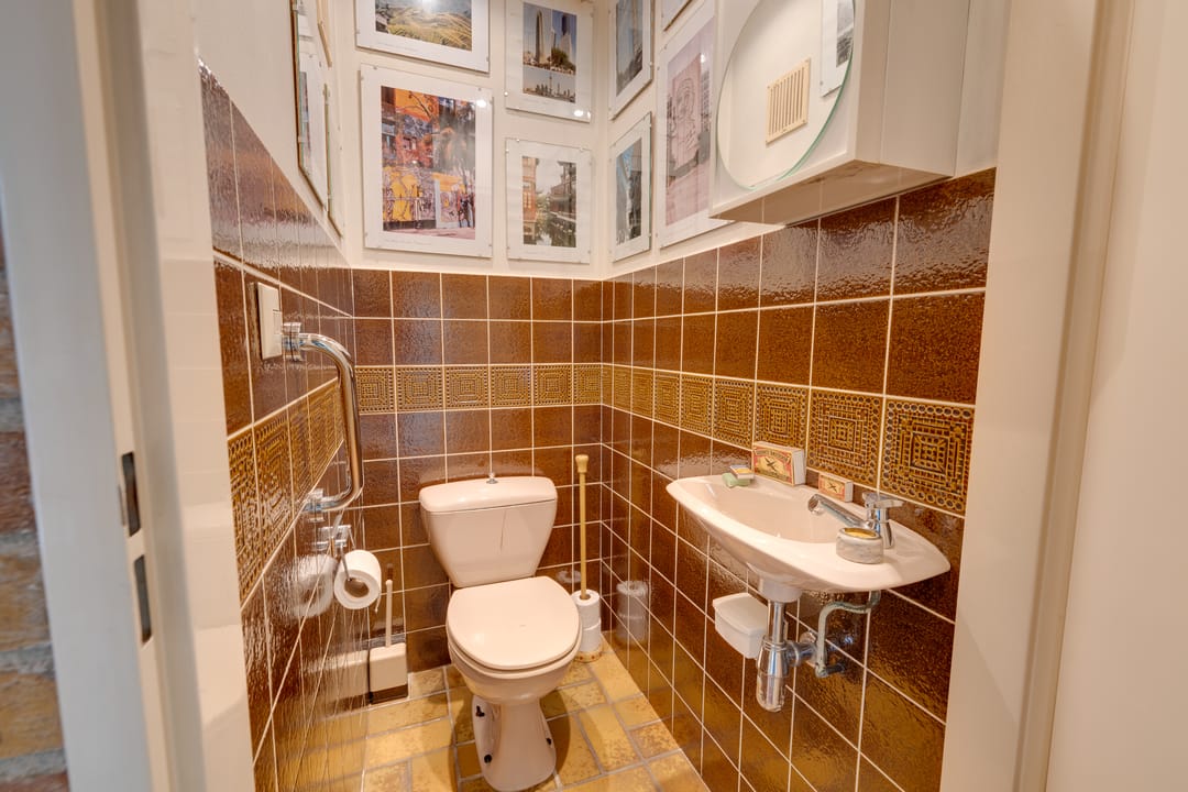 Photo 43 of Grosthuizen 83-A