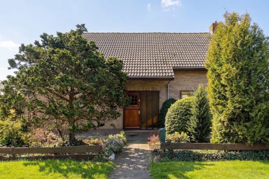 Photo 7 of Grosthuizen 83-A