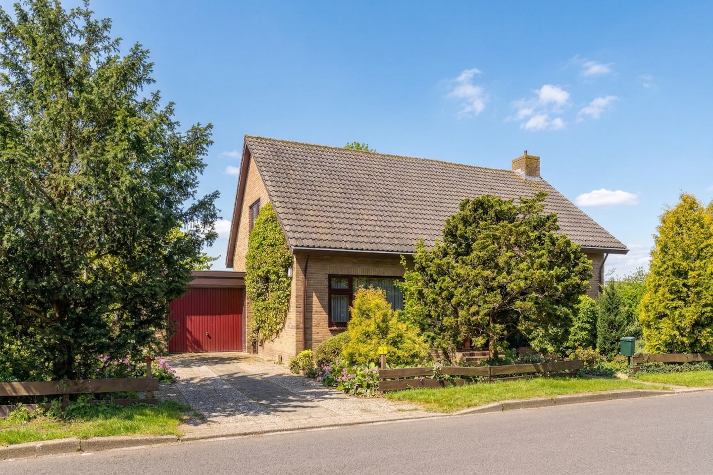 Photo 5 of Grosthuizen 83-A