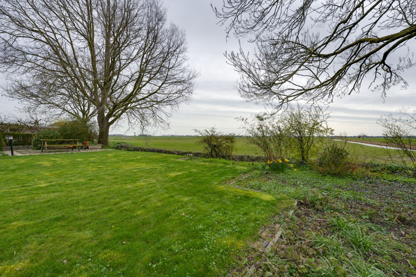 Photo 29 of Grosthuizen 83-A