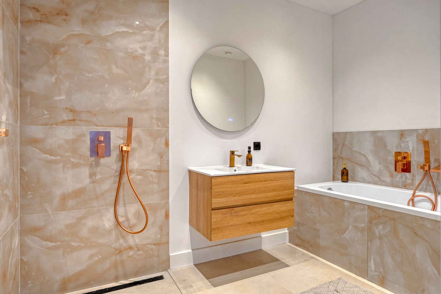 Foto 25 van Aquamarijnlaan 15-A