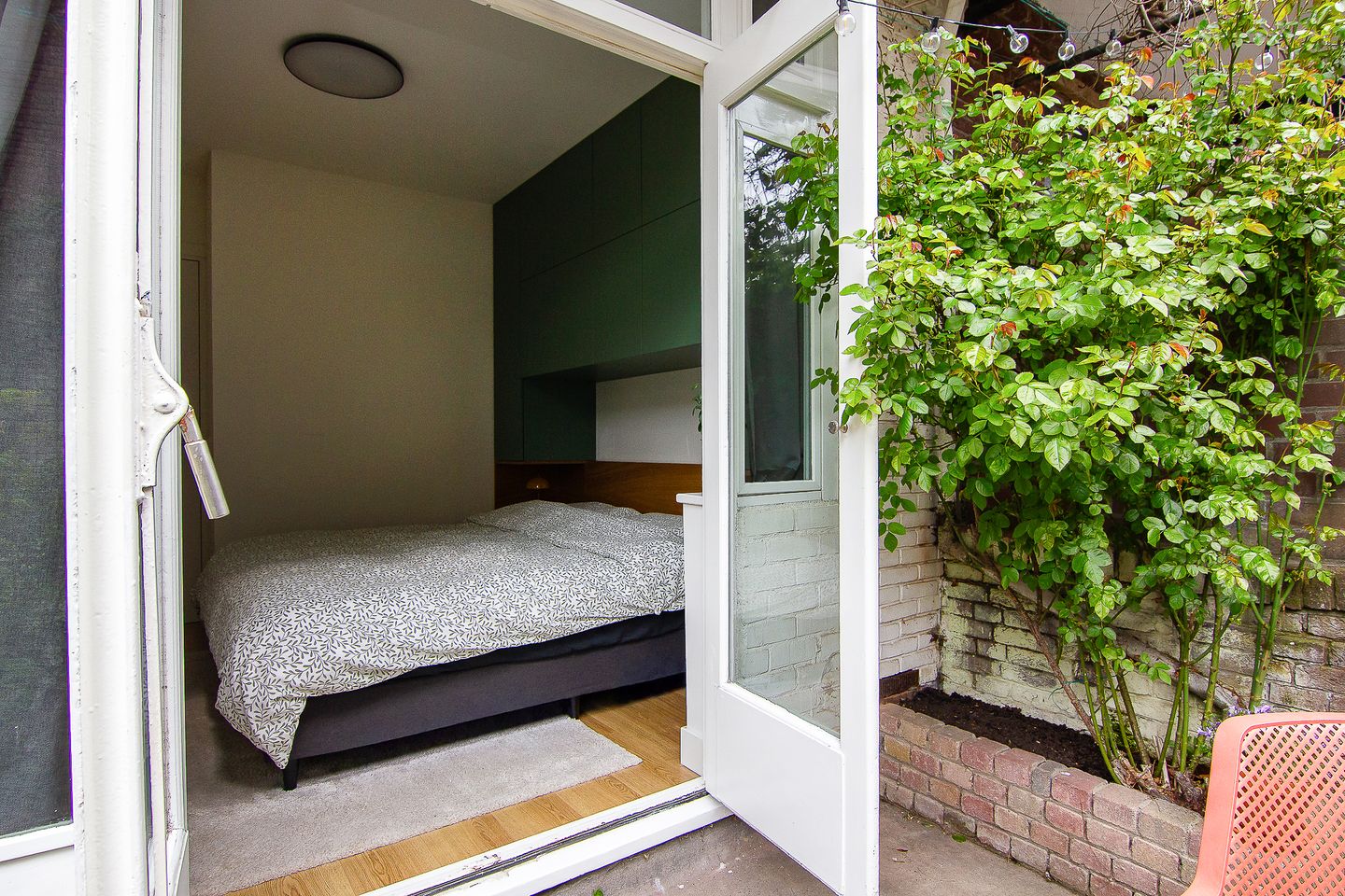Charming ground floor apartment with south-facing garden in Haarlem's Amsterdamsebuurt — 34