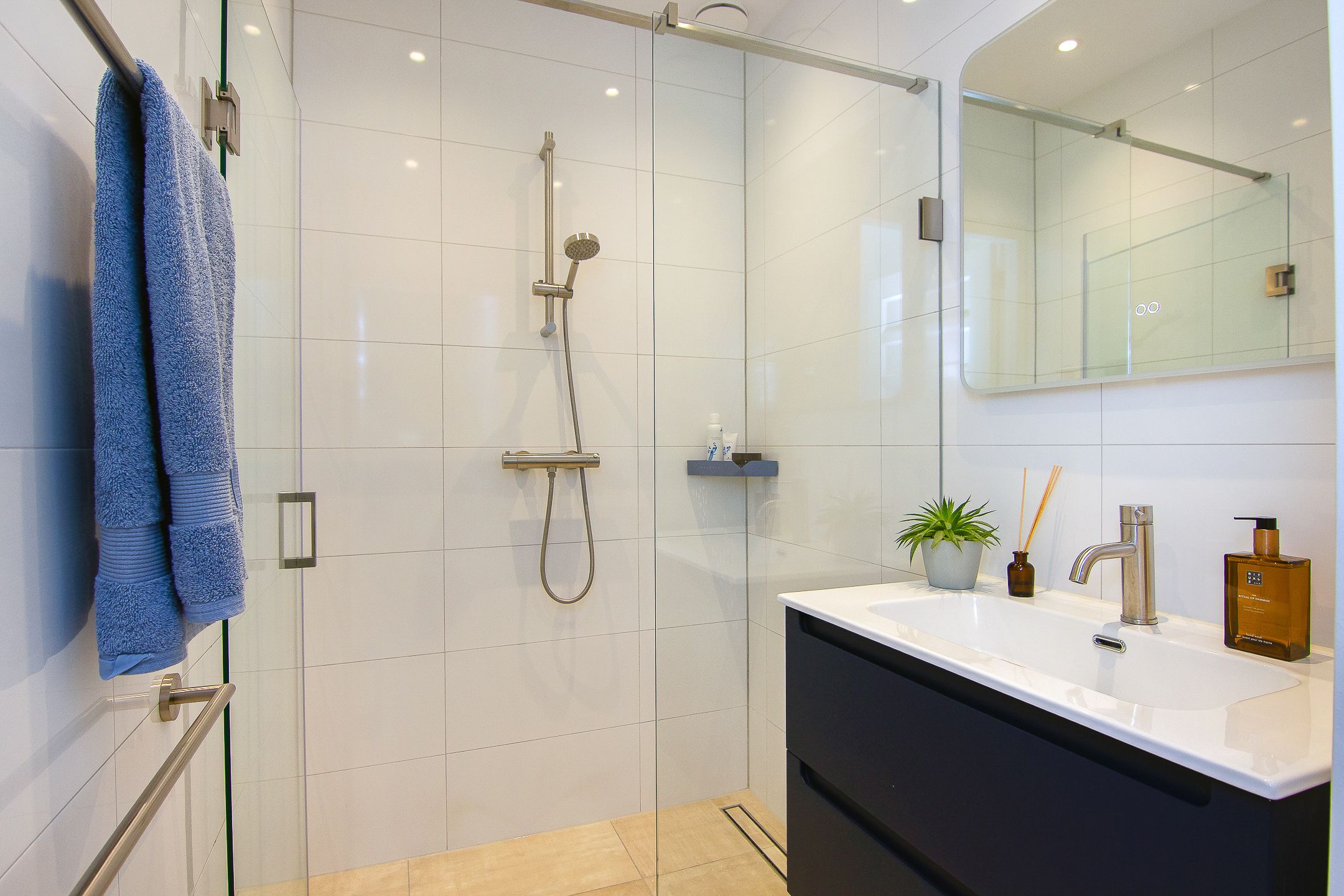 Charming ground floor apartment with south-facing garden in Haarlem's Amsterdamsebuurt — 36