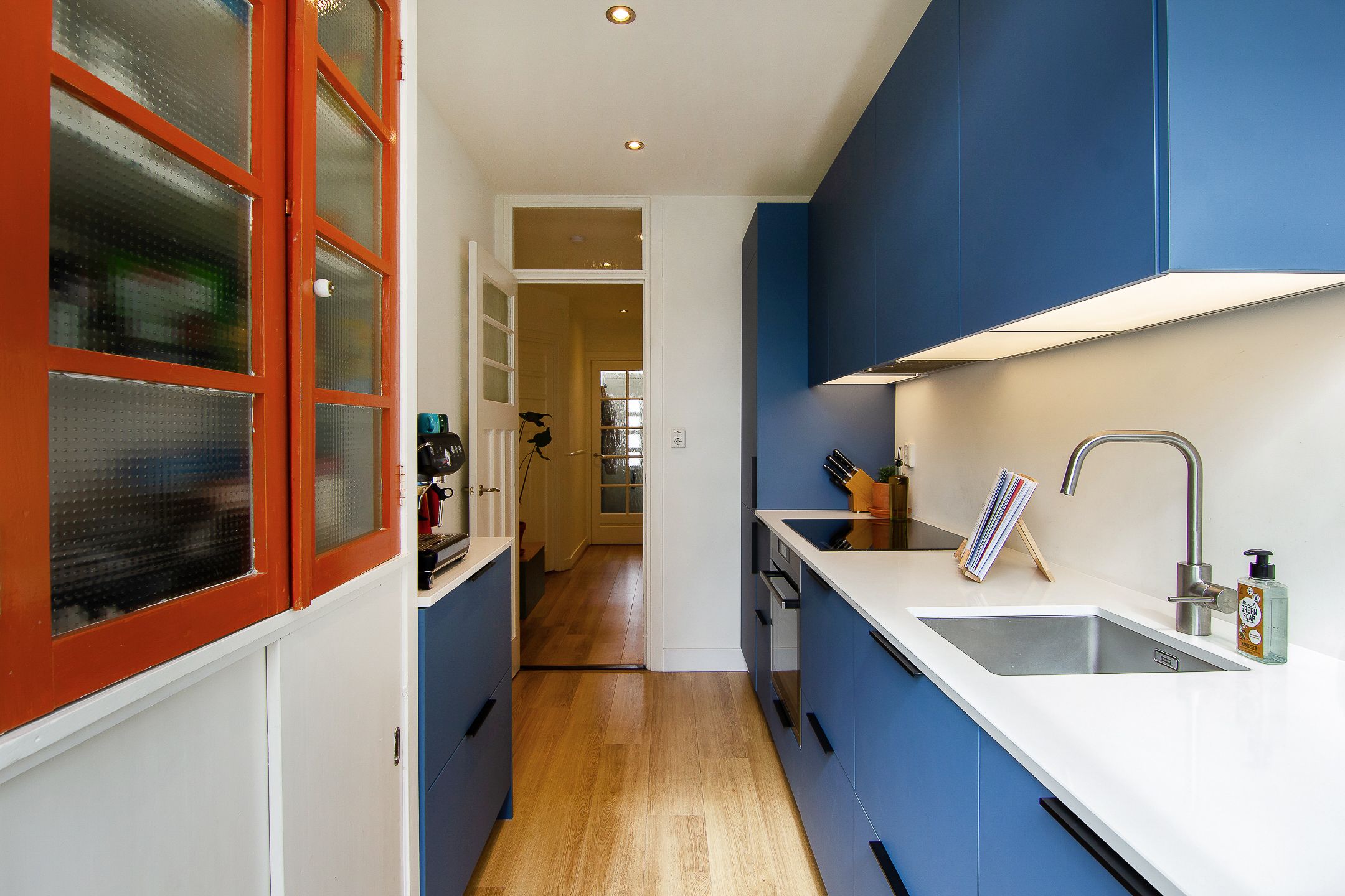 Charming ground floor apartment with south-facing garden in Haarlem's Amsterdamsebuurt — 24