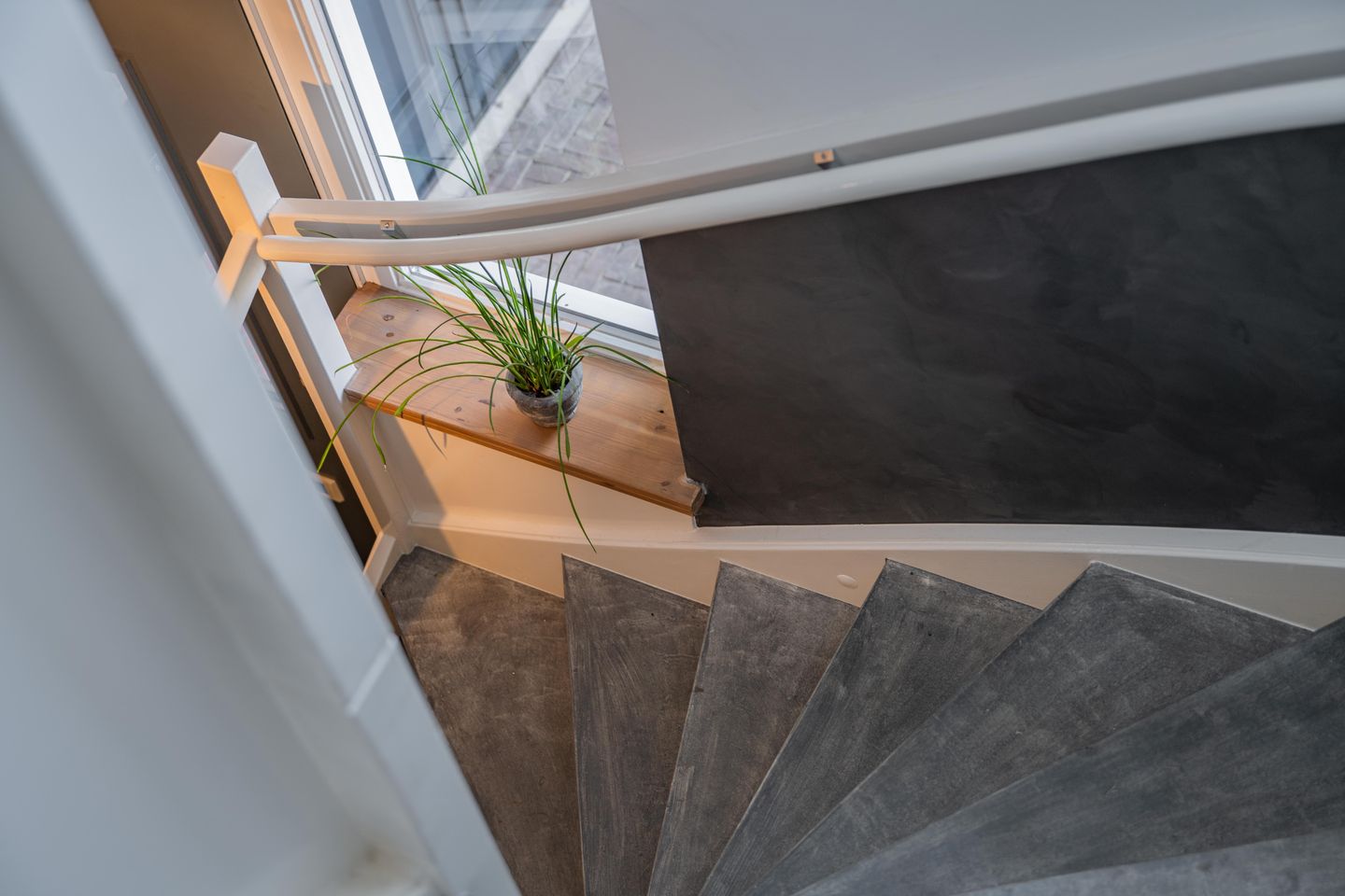 Charming Semi-Detached Home in Historic Buren with Garden and Garage — 44
