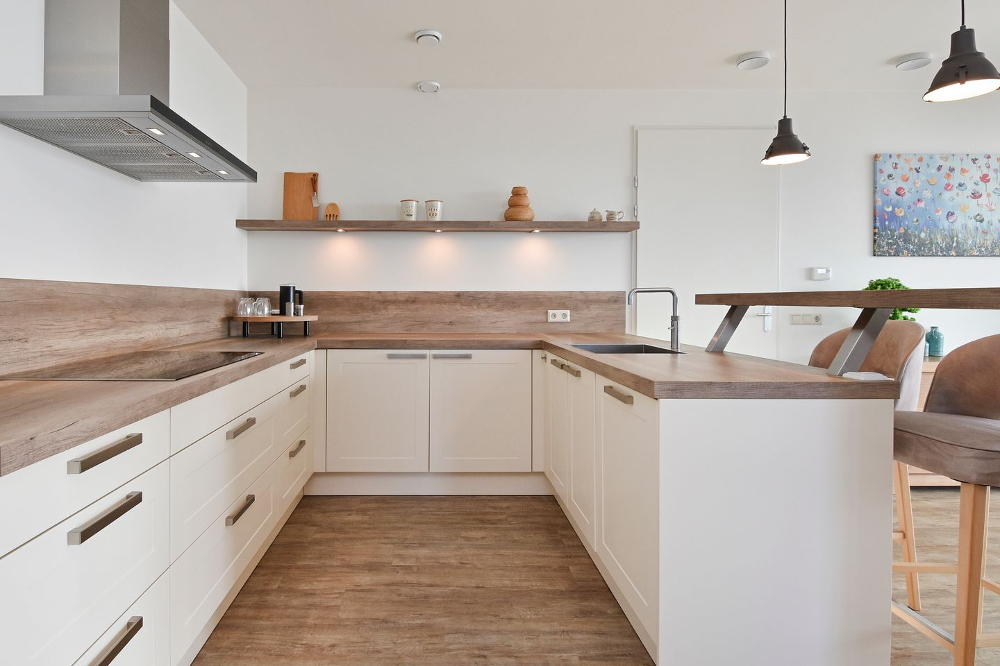 Foto 19 van Klaroenstraat 385