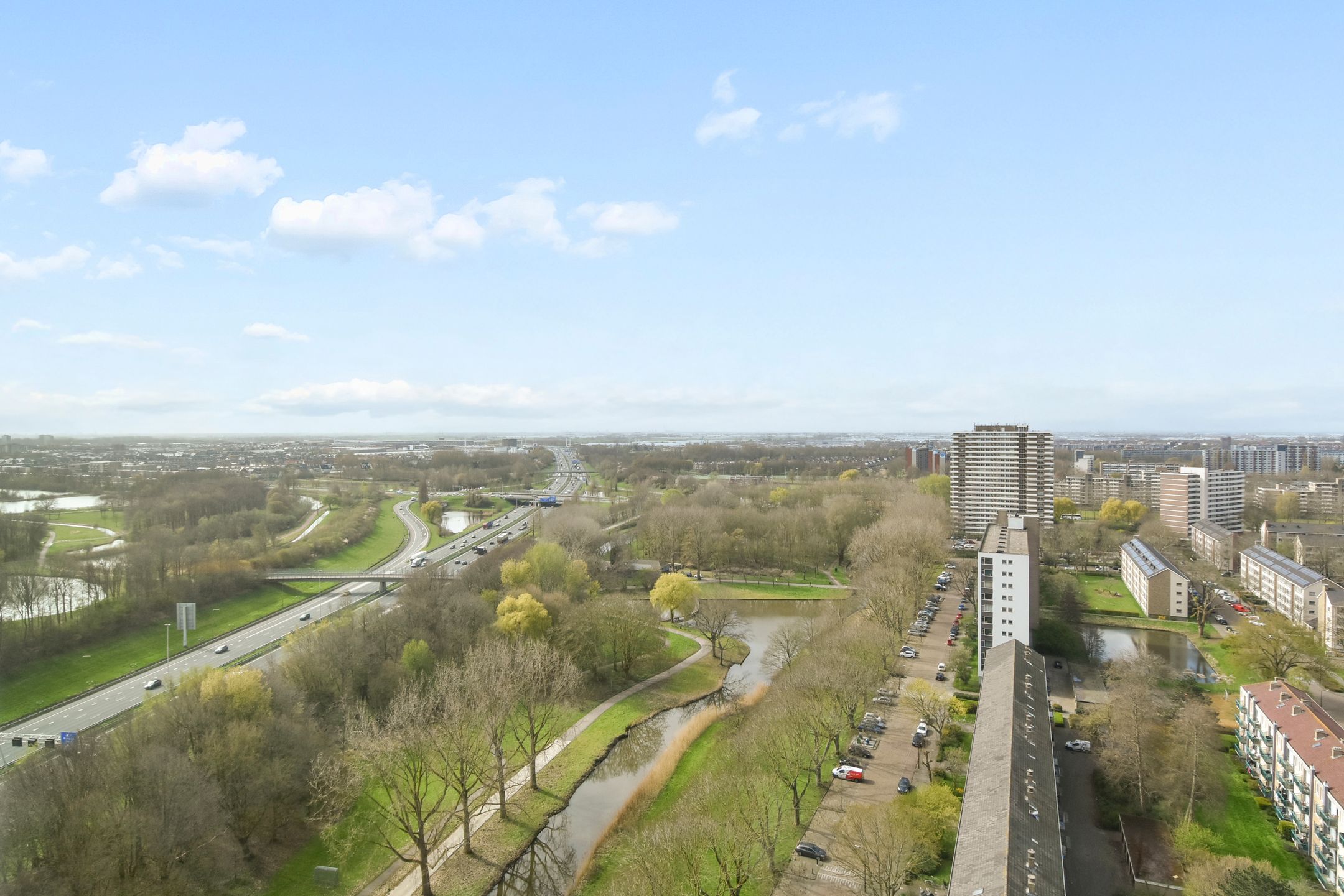 Foto 24 van Klaroenstraat 385