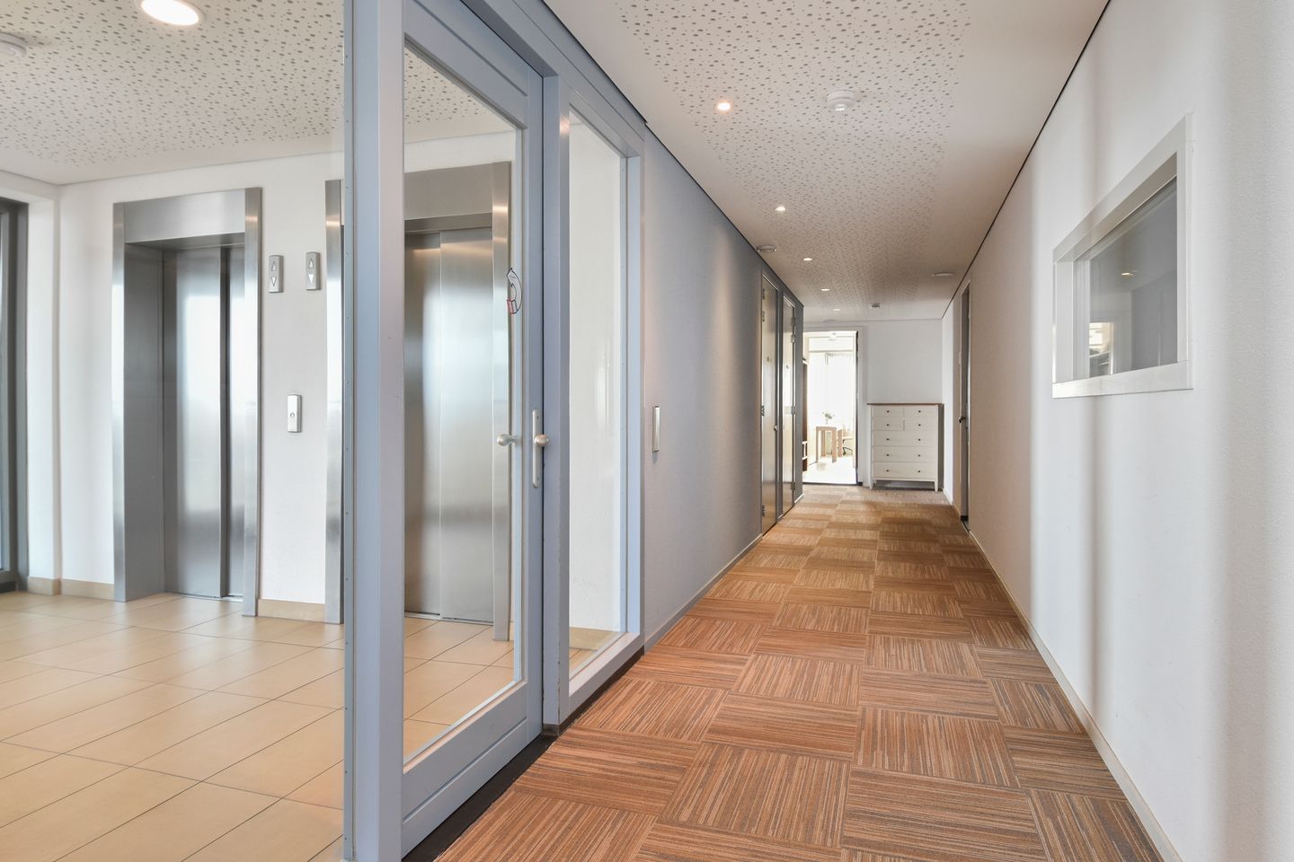 Foto 4 van Klaroenstraat 385