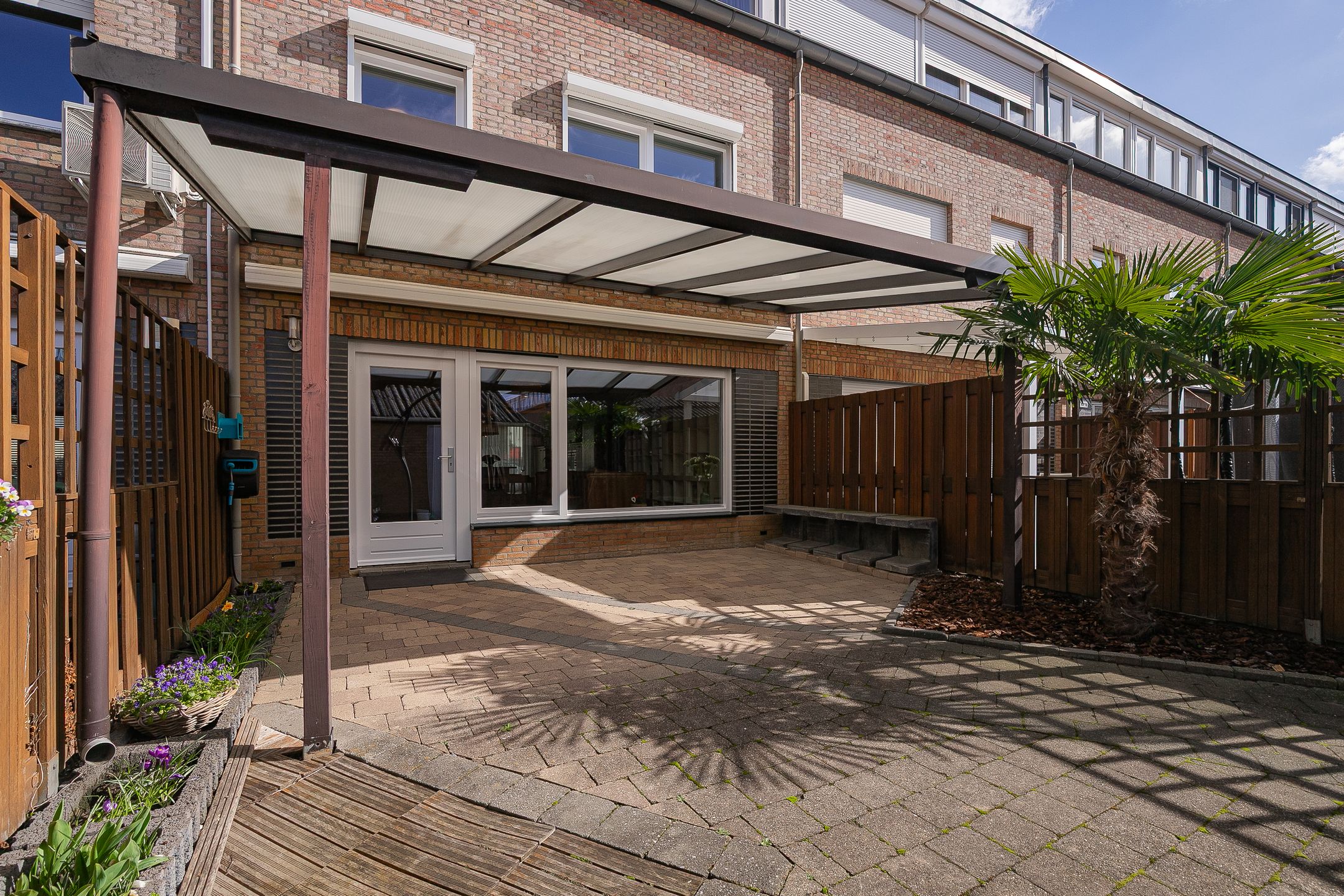 Foto 21 van Bloemenweg 152