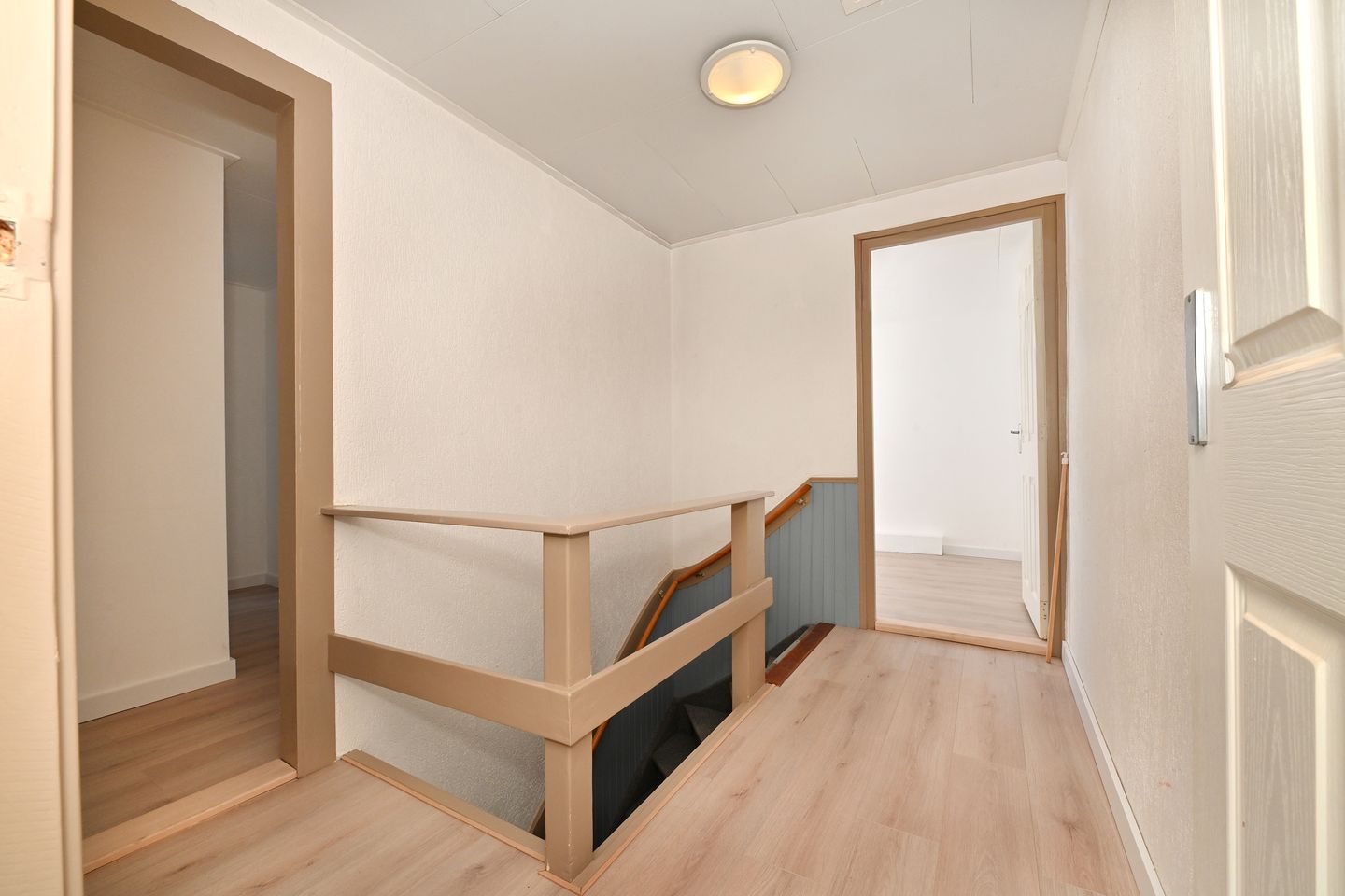 Move-in Ready Terraced Home with 3 Bedrooms in Steenbergen Centre — 14