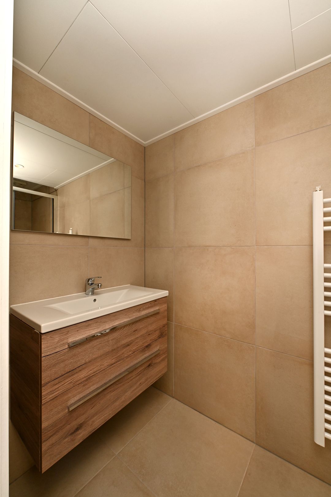 Move-in Ready Terraced Home with 3 Bedrooms in Steenbergen Centre — 17