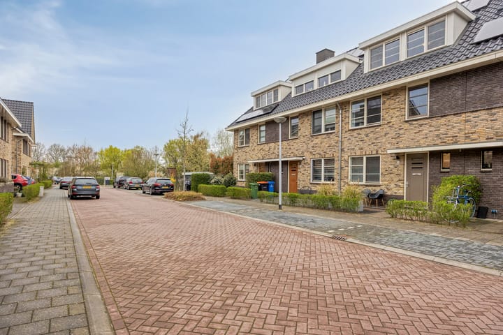 Photo 2 of Rozeboomlaan 36