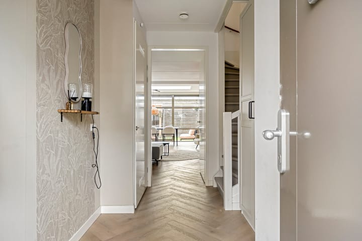 Photo 4 of Rozeboomlaan 36