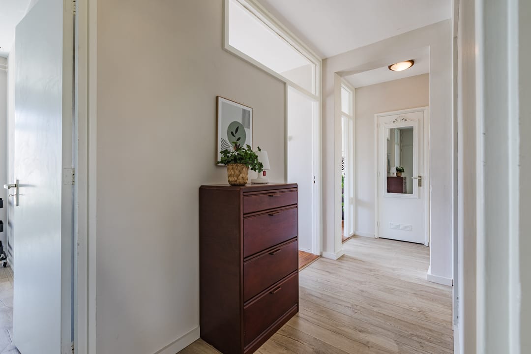 Foto 38 van Van 't Hoffstraat 1-II