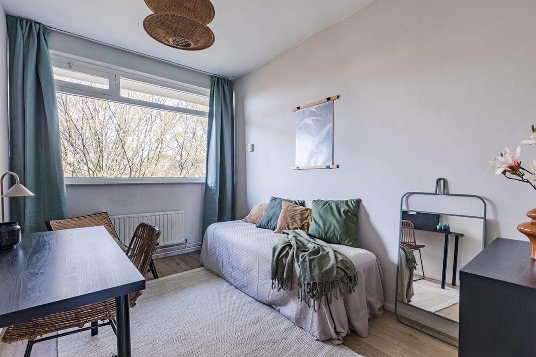 Foto 23 van Van 't Hoffstraat 1-II