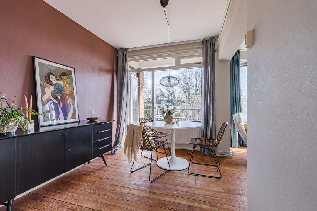 Foto 13 van Van 't Hoffstraat 1-II