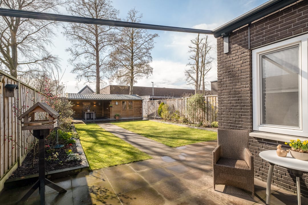 Photo 2 of Julianastraat 54