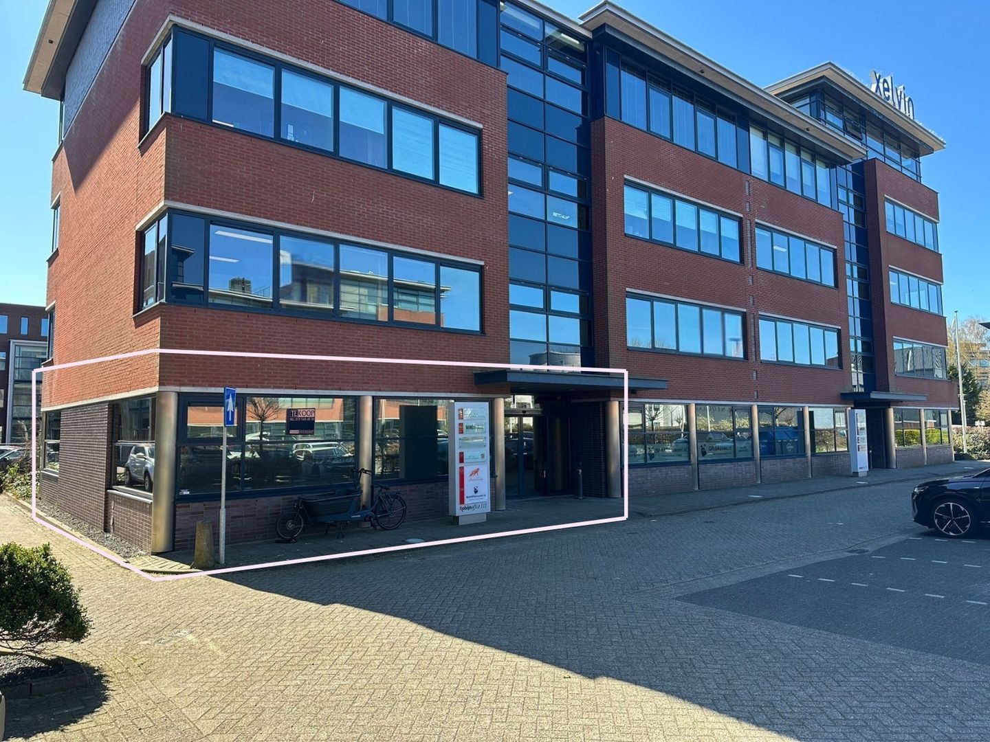 View photo 1 of Robijnstraat 54