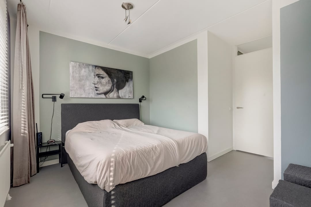 Modern Semi-Detached Family Home with Spacious Garden and Garage in De Heeswijkse Kampen — 26
