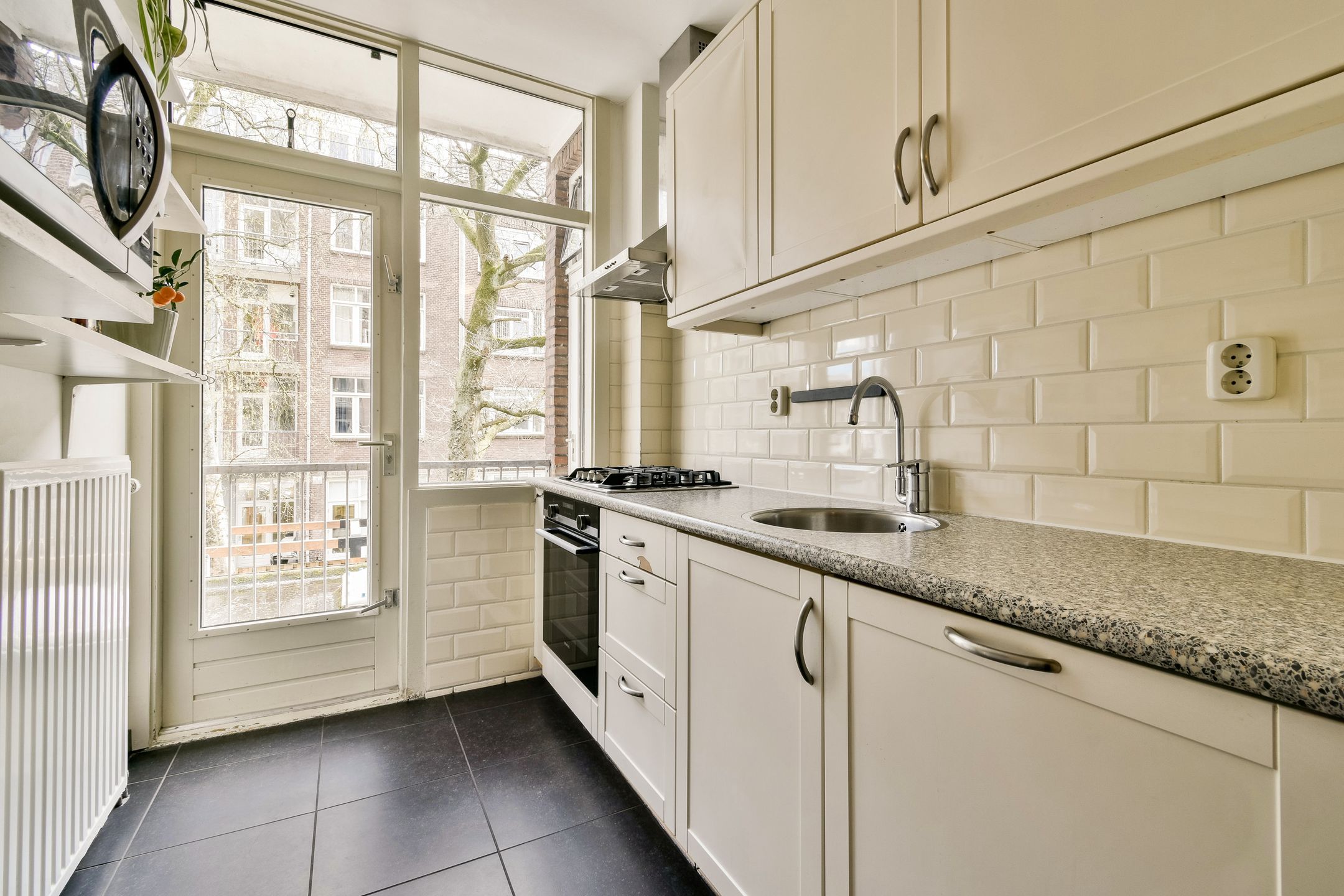 Foto 12 van Volkerakstraat 7-1