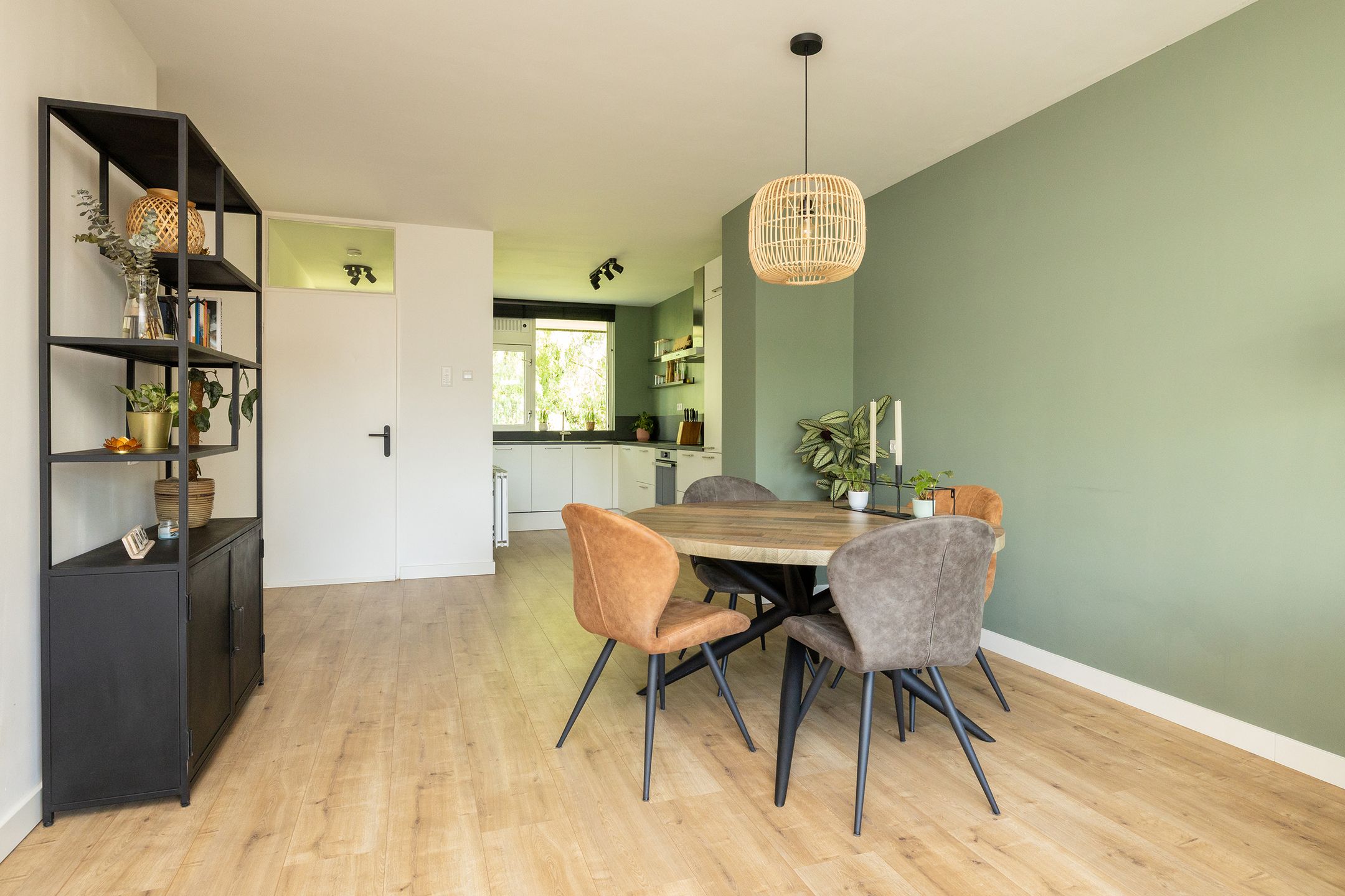 Photo 9 of Opaalstraat 295