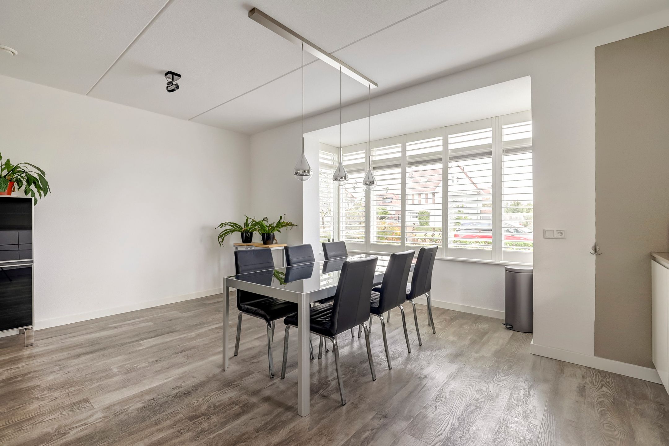 Modern Semi-Detached Family Home with Spacious Garden and Garage in De Heeswijkse Kampen — 18