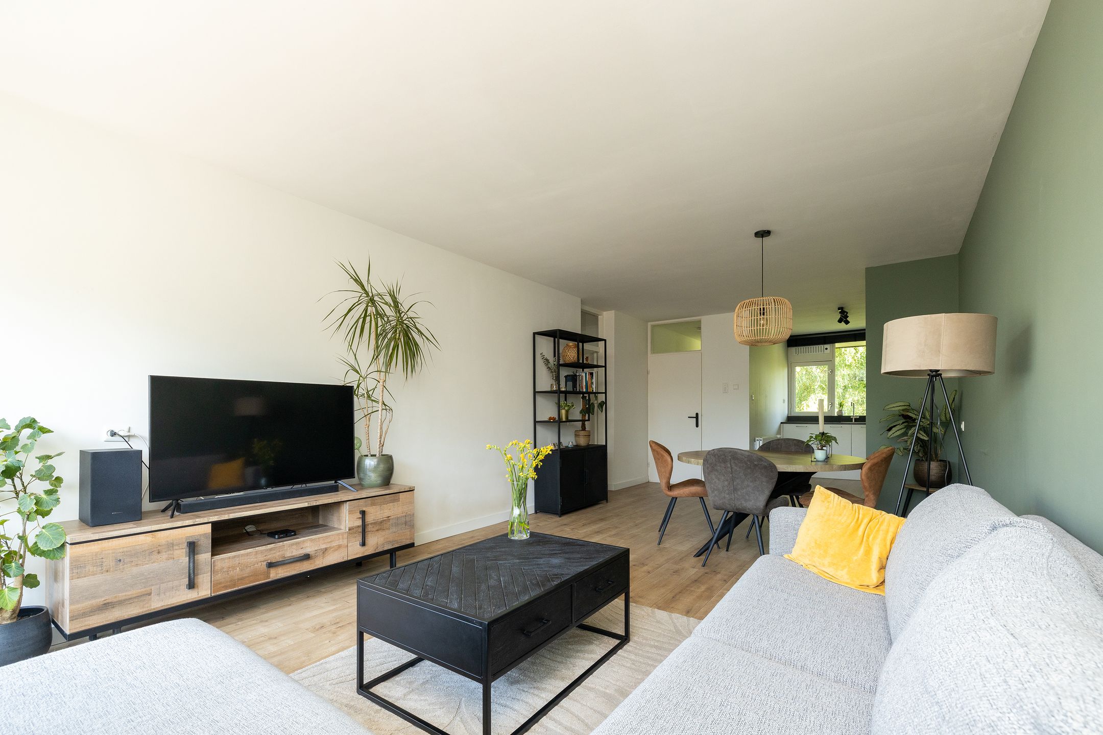 Photo 6 of Opaalstraat 295