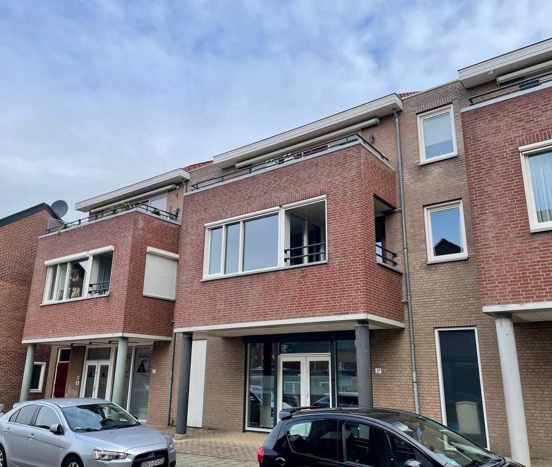 Foto 1 van 1e Graaf van Loonstraat 15-B