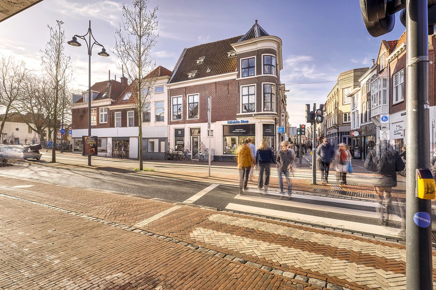 View photo 2 of Haarlemmerstraat 253