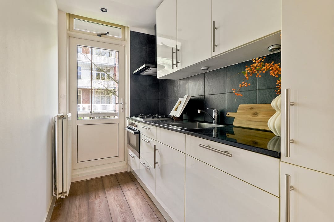 Foto 11 van Pieter van der Doesstraat 52-1