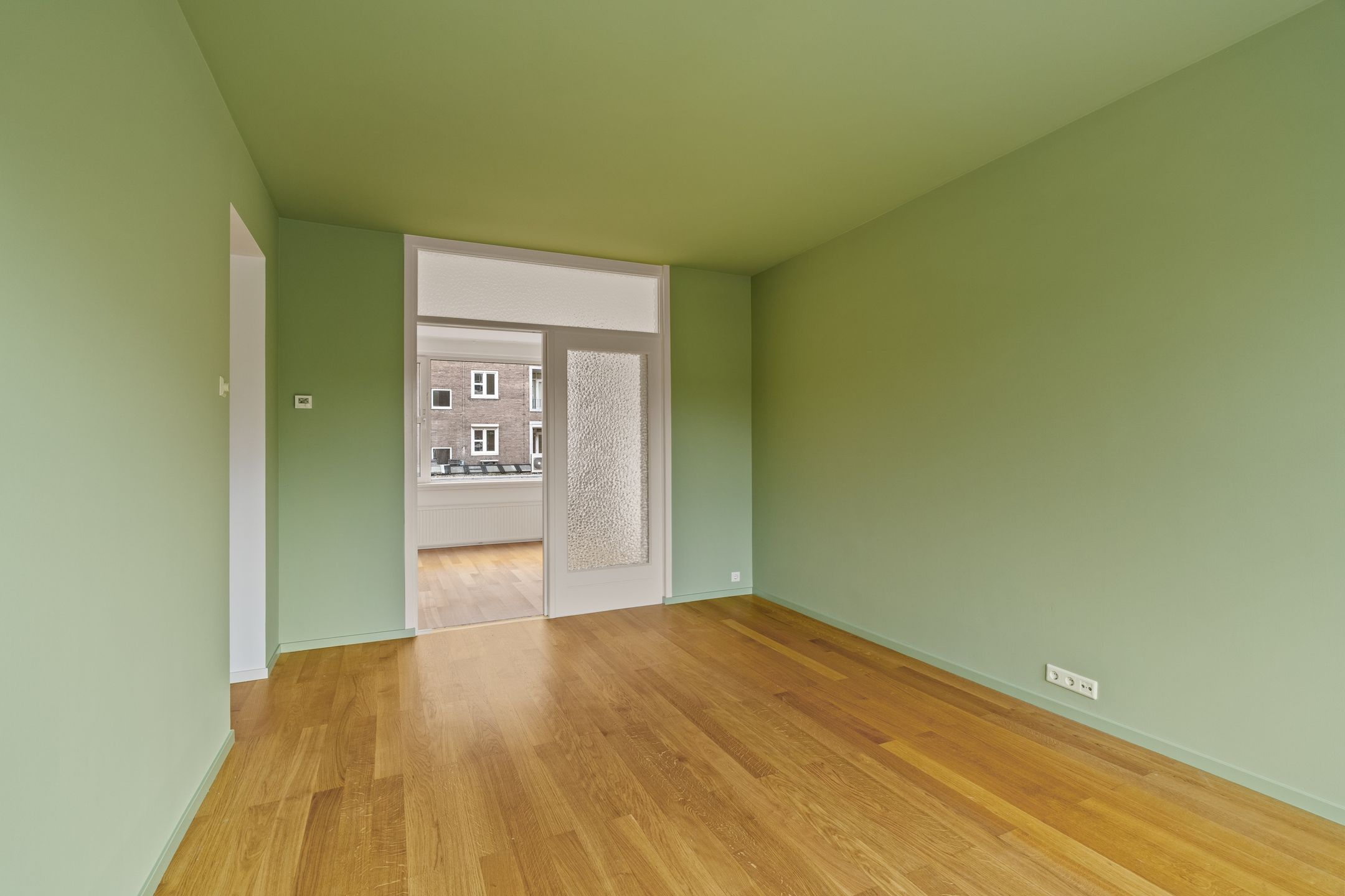 Photo 3 of Meent 17-B