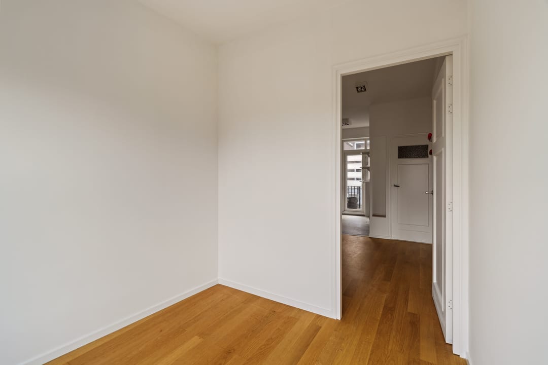 Photo 16 of Meent 17-B