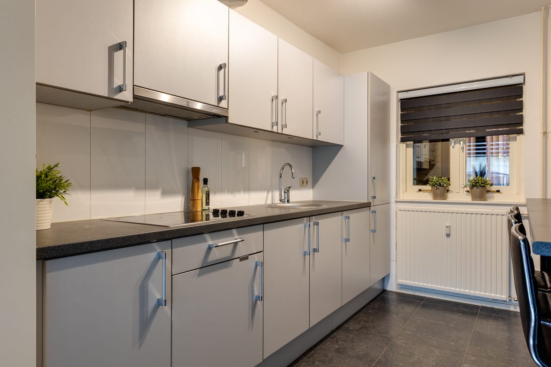 Ground Floor Apartment with Private Terrace in Lichtenvoorde — 16