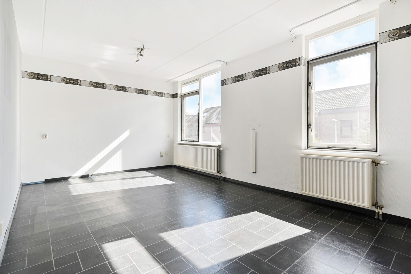 Well-maintained 2-room apartment with southeast facing balcony in quiet Houtwijk — 14