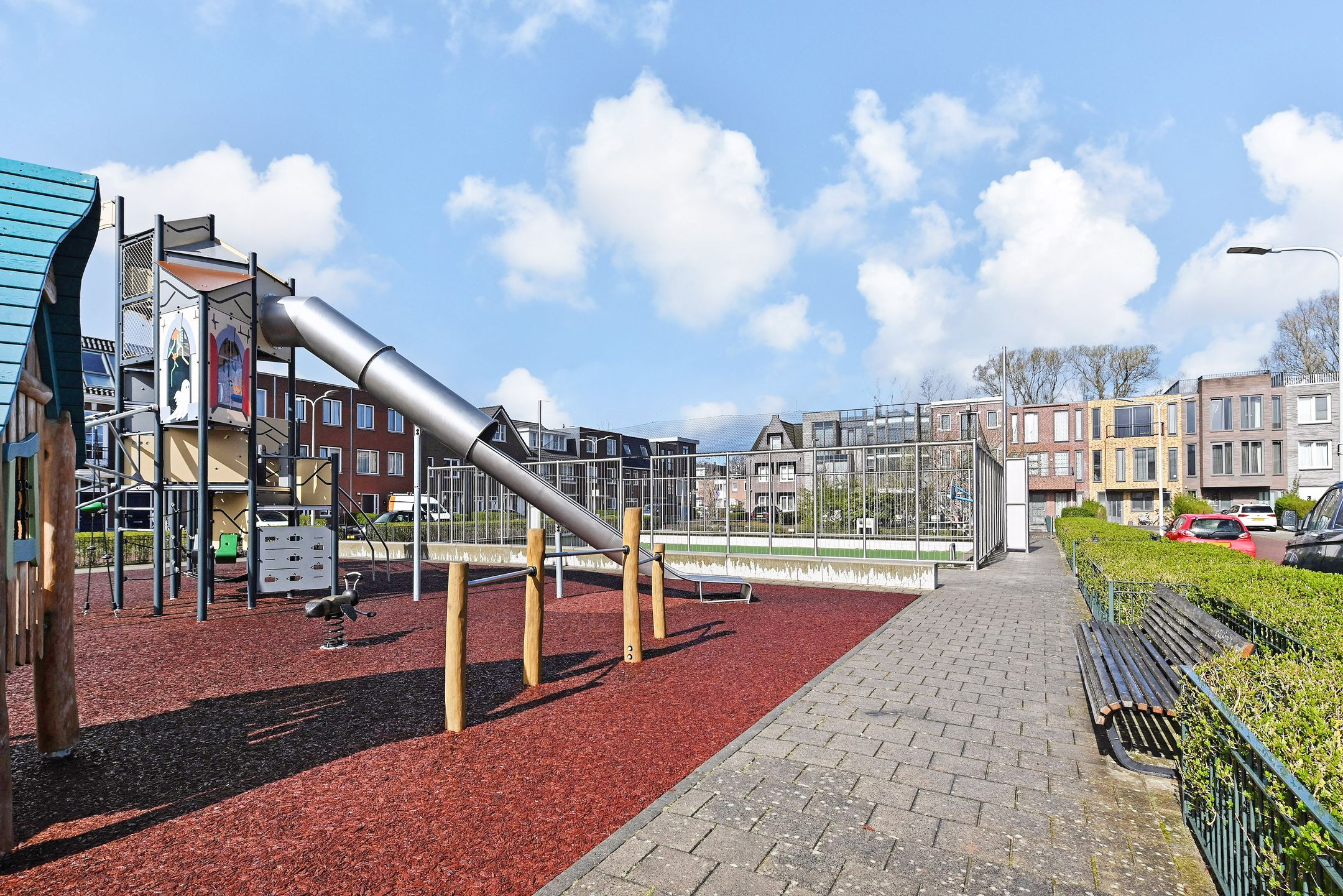 Well-maintained 2-room apartment with southeast facing balcony in quiet Houtwijk — 27
