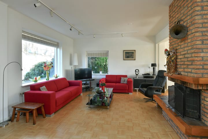 Photo 4 of Bosboomstraat 19