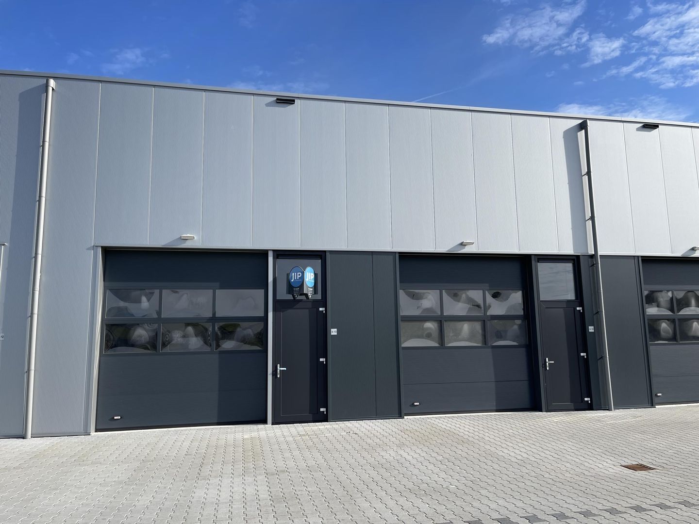 Bekijk foto 2 van Zonnecelstraat 4-13