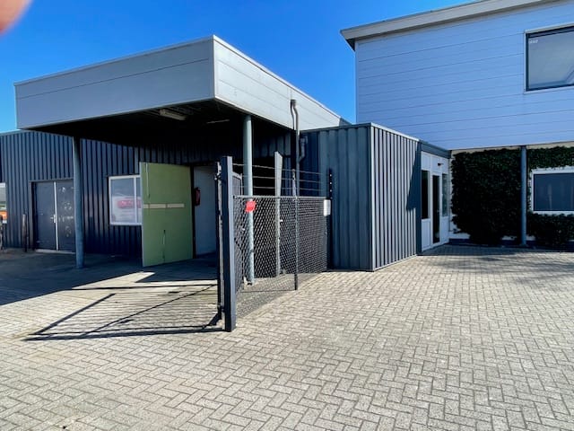 Bekijk foto 3 van Industrieweg 43