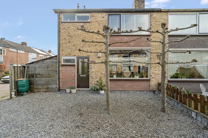 Floris van Egmondstraat 25