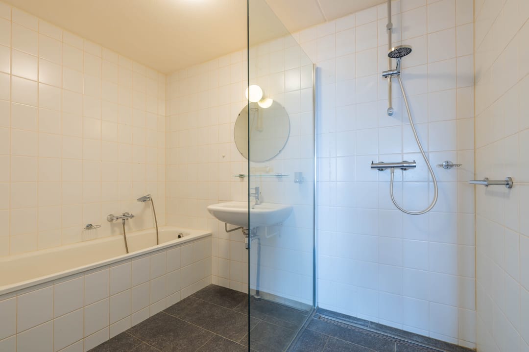 Spacious apartment with balcony in central Venlo — 26